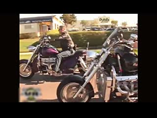 boss hoss v8 is the most powerful and largest motorcycle in the world